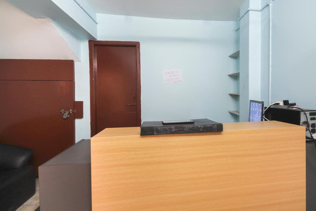 Oyo Flagship 48158 Ss Towers Podanur Exterior foto