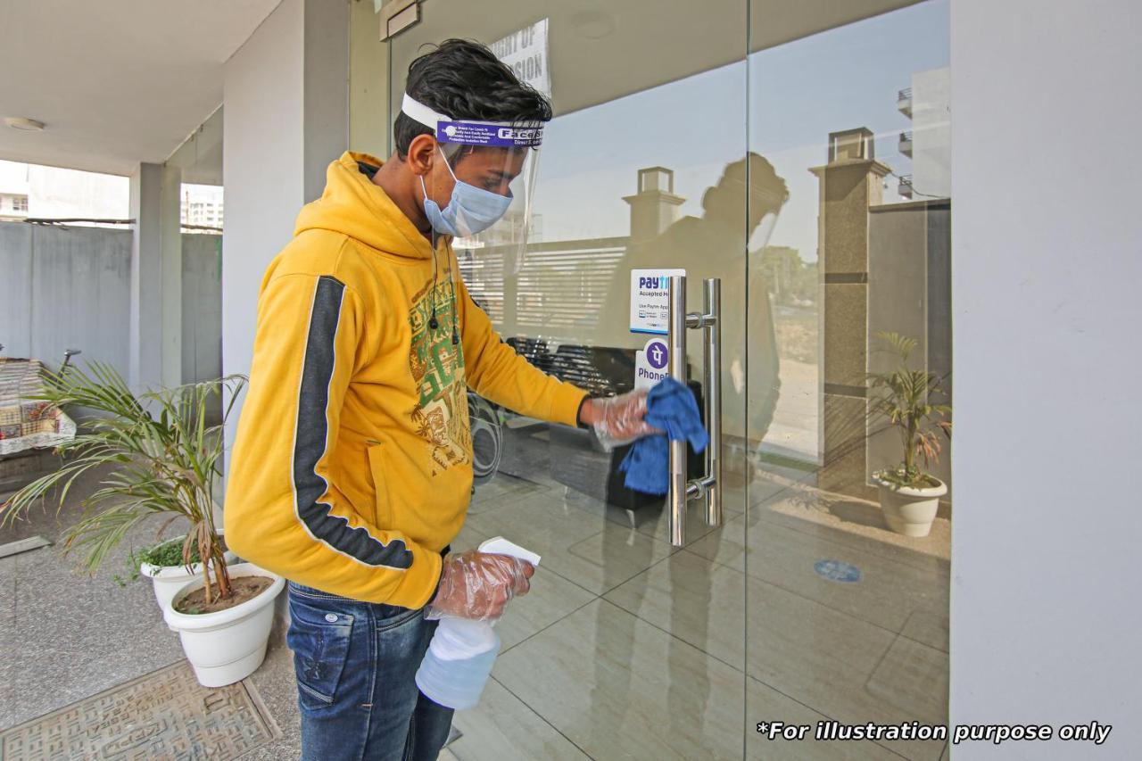 Oyo Flagship 48158 Ss Towers Podanur Exterior foto